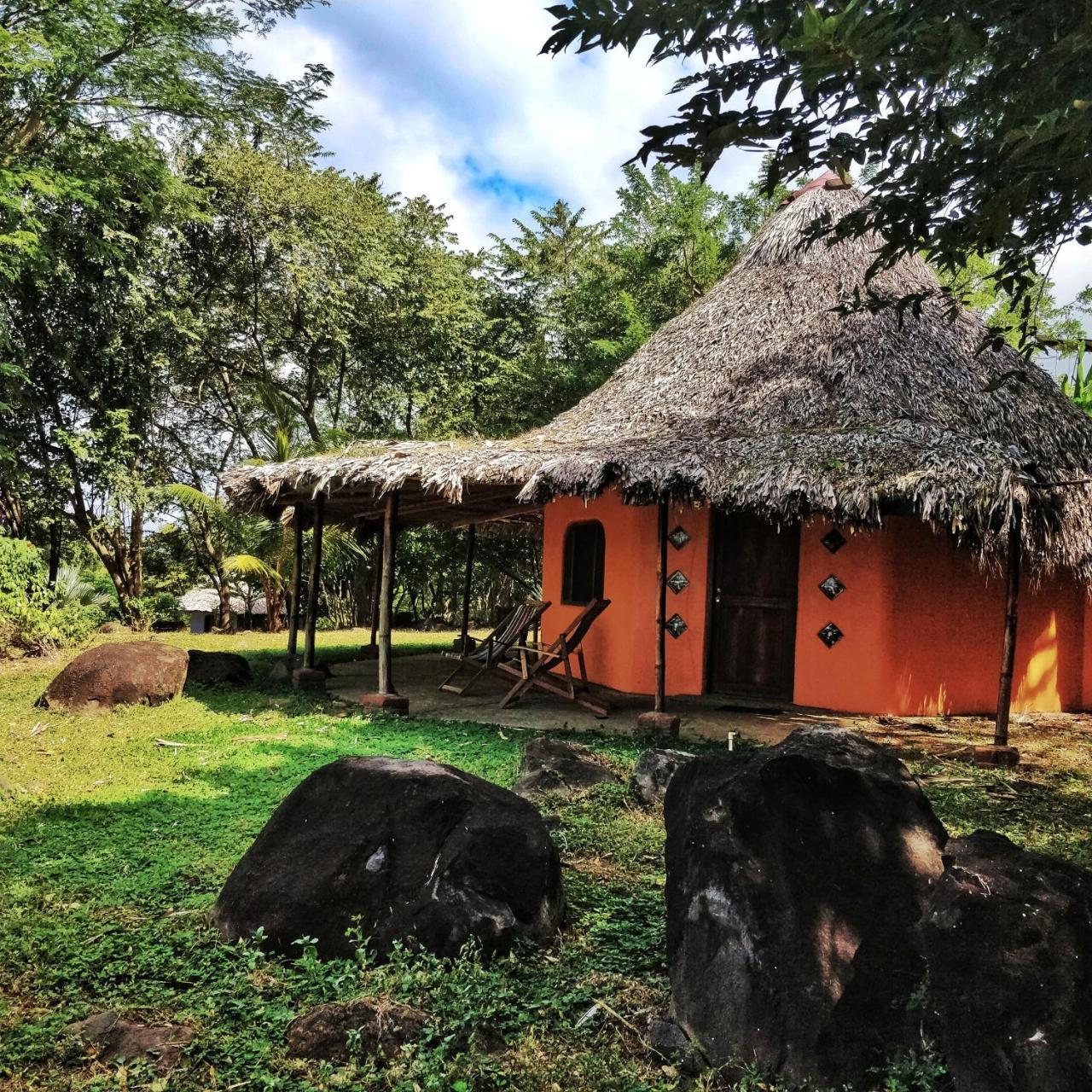 Finca Del Sol Eco Lodge Santa Cruz Bagian luar foto